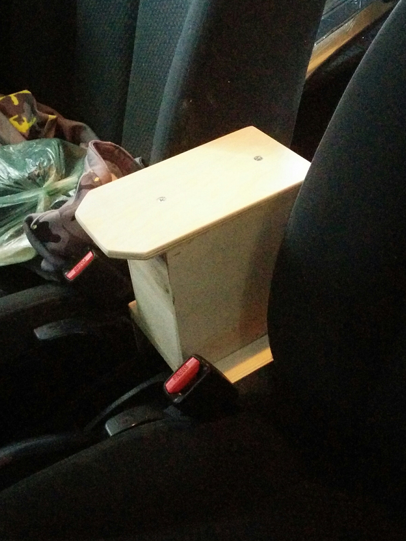 Illustration for article titled Base Model Versa Now Has Armrest Because I Made One